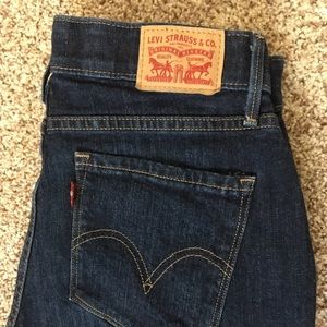 Levi’s 525 Perfect Waist Straight